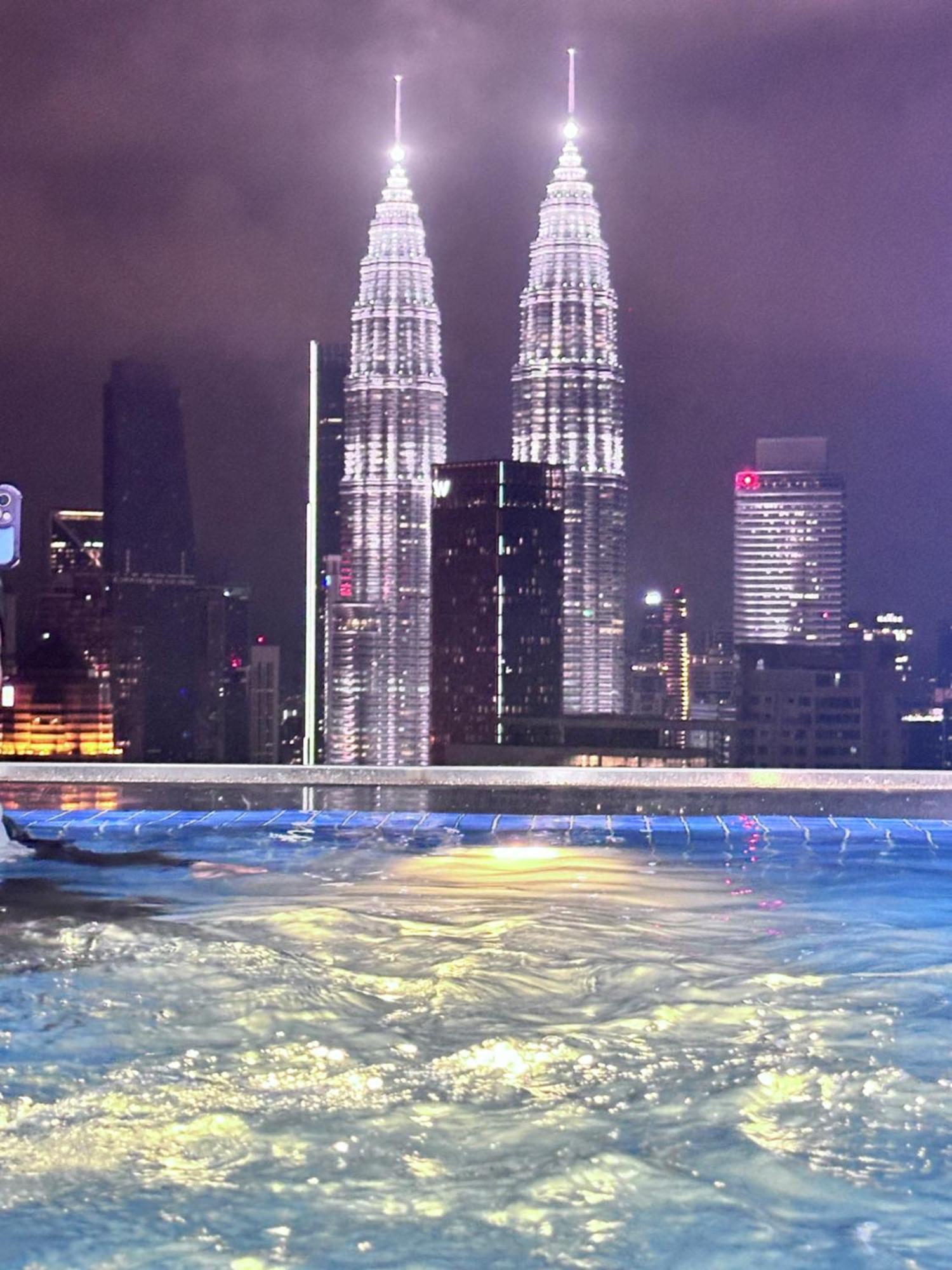 The Luxe Infinitum Klcc By Sahara Apartman Kuala Lumpur Kültér fotó